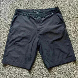 Travis Mathew Black Golf Athleisure Shorts Size 36 10” Inseam